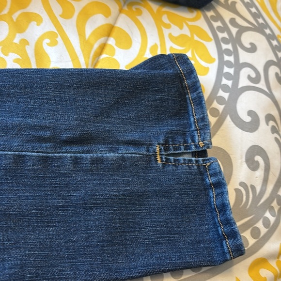 Levi’s pull on capri jeans very stretchy and comfy size 16 - Picture 4 of 4